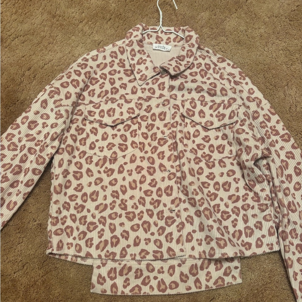 Emily Wonder medium leapord jacket